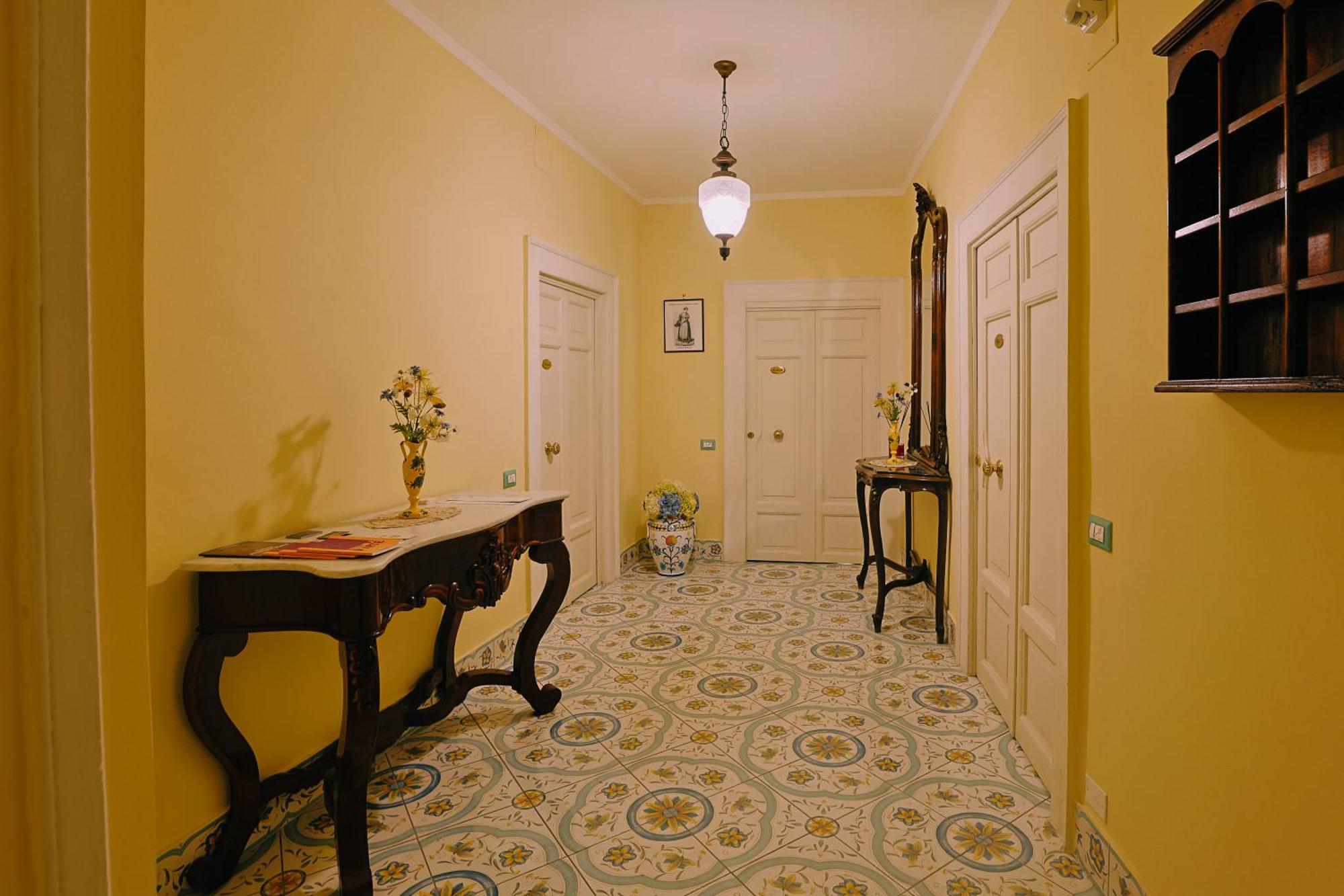 Residenze Storiche Vestuti Eboli Exterior foto
